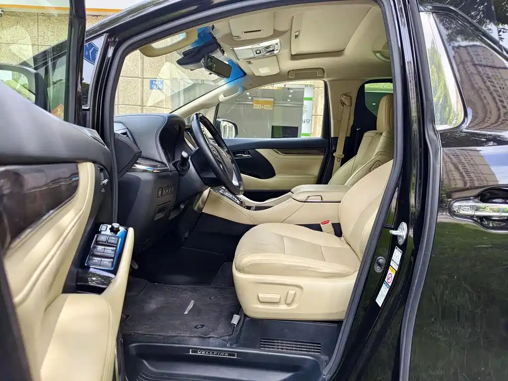 Toyota Vellfire 2019 — фото 2