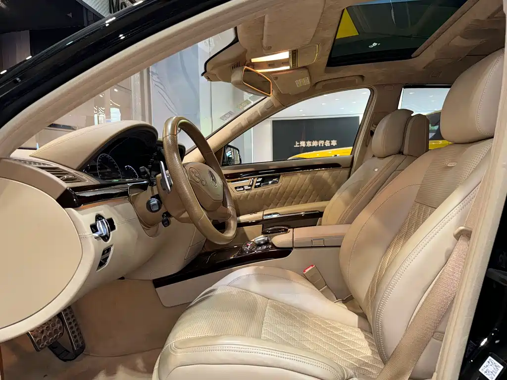 Mercedes-Benz S-Class AMG 2011 — фото 18