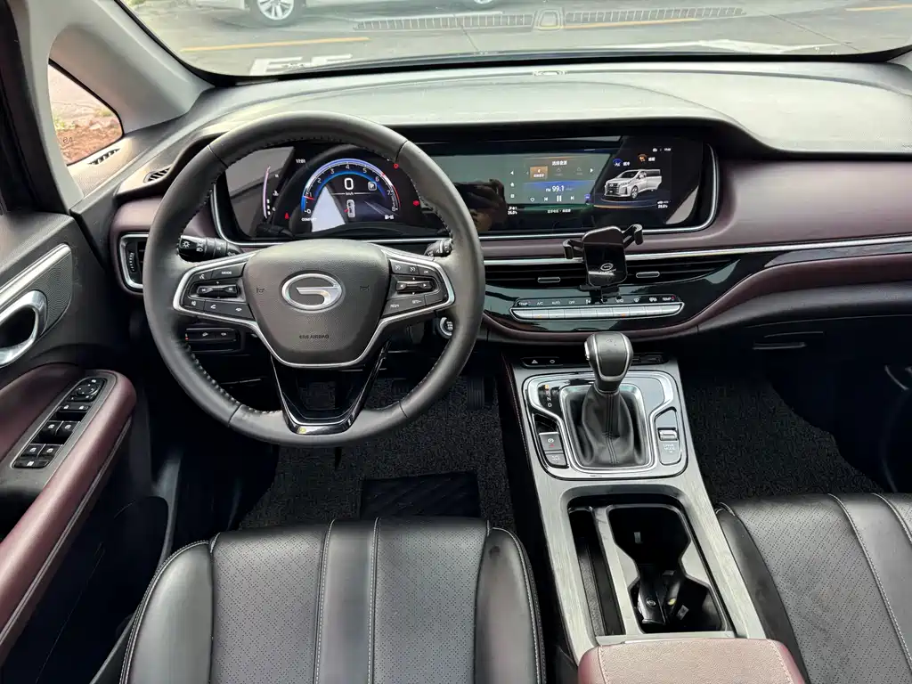 GAC Trumpchi M6 2022 — фото 11