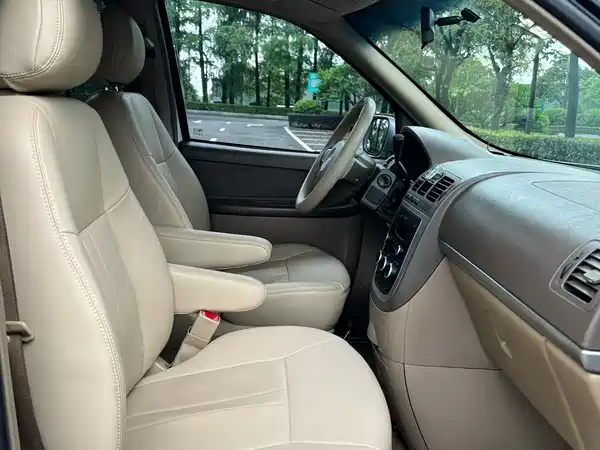 Buick GL8 2014