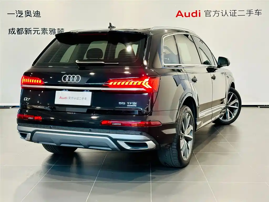 Audi Q7 2023 — фото 4