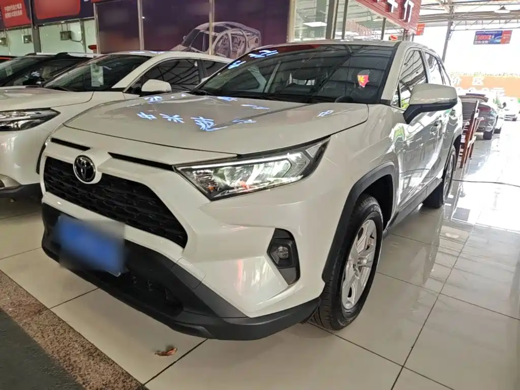 Toyota RAV4 2025
