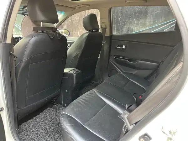 Kia K2 2012
