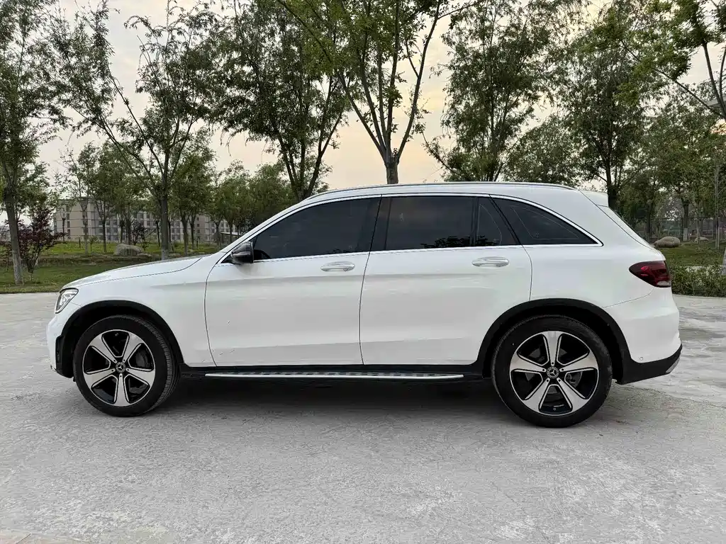 Mercedes-Benz GLC 2022 — фото 12