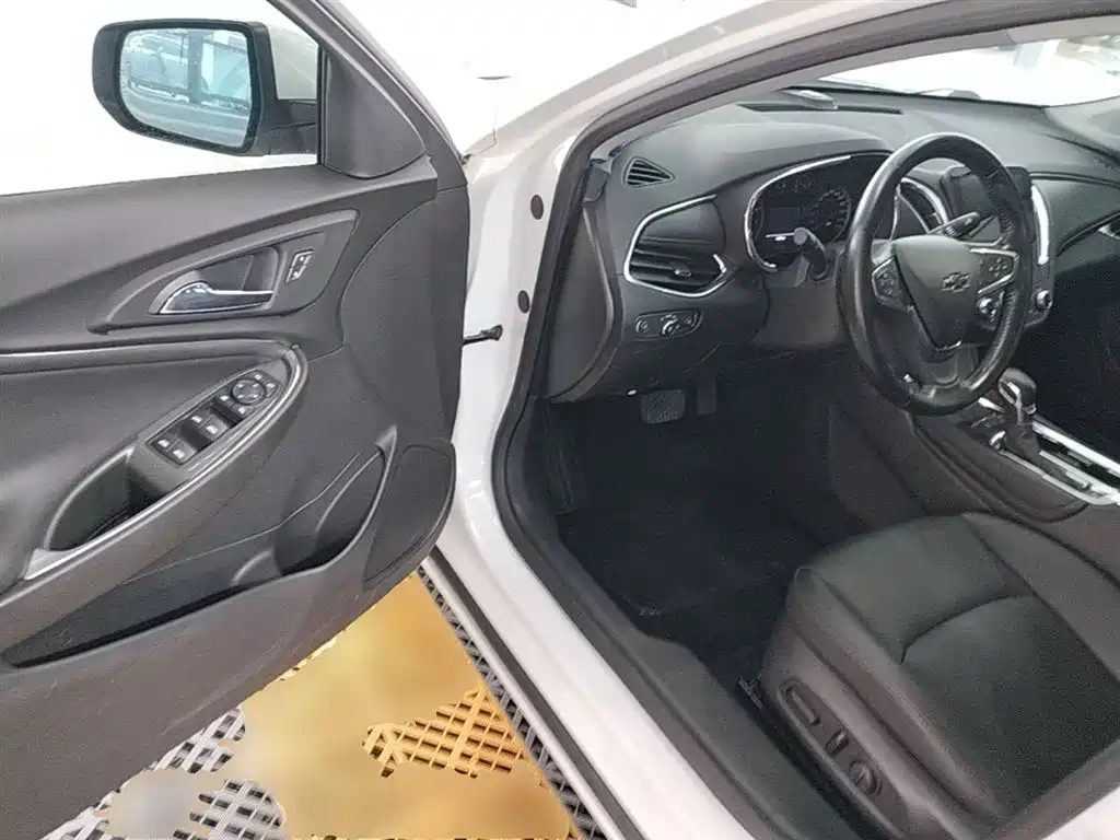 Chevrolet Malibu XL 2023 — фото 16