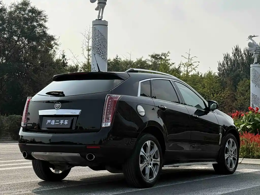 Cadillac SRX 2012 — фото 20