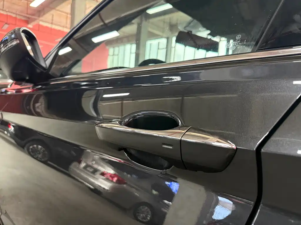 Volkswagen Sagitar 2021
