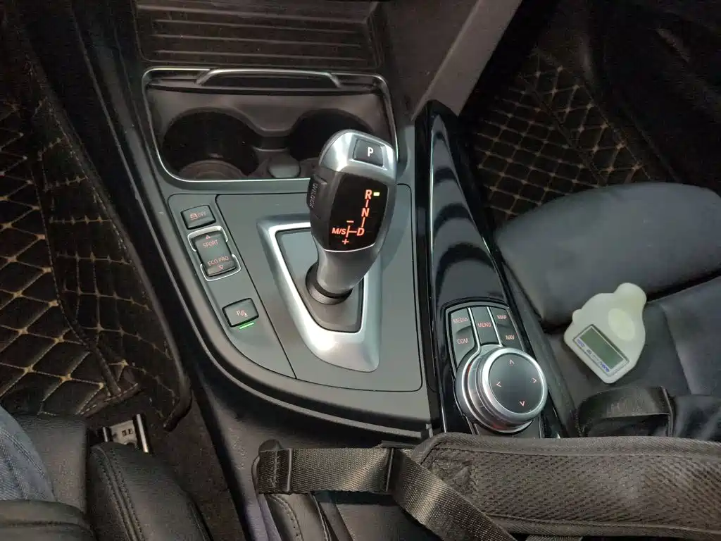 BMW 3 Series GT 2019 — фото 10