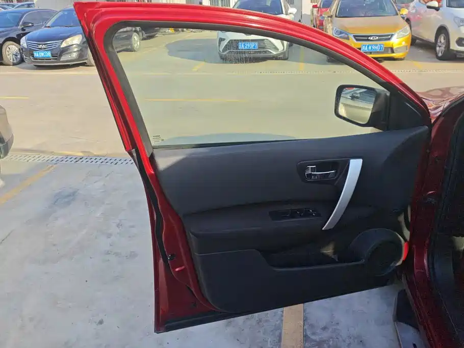 Nissan Qashqai 2014
