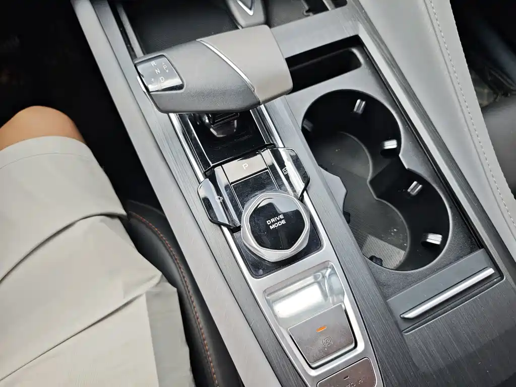 Changan CS75PLUS 2022 — фото 18