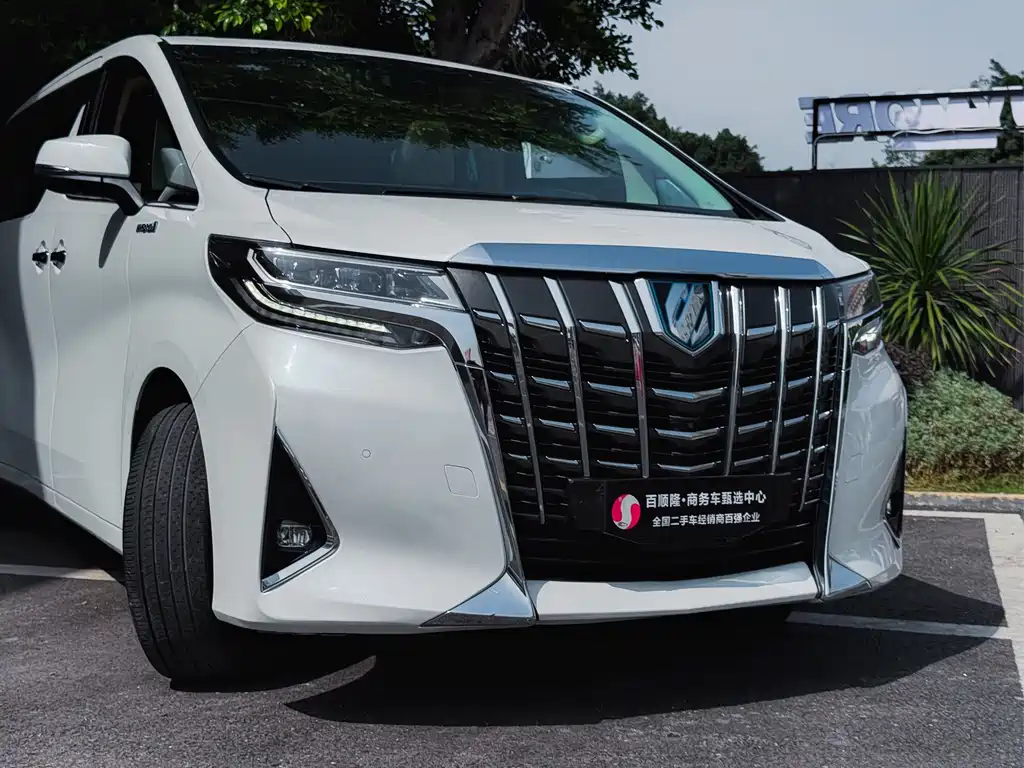 Toyota Alphard 2019 — фото 5