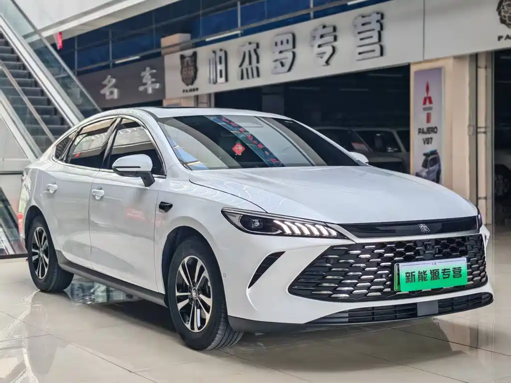BYD Qin PLUS 2025 — фото 2
