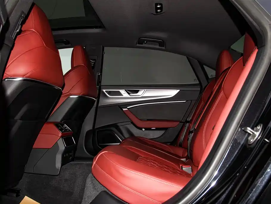 Audi A7L 2025 — фото 24