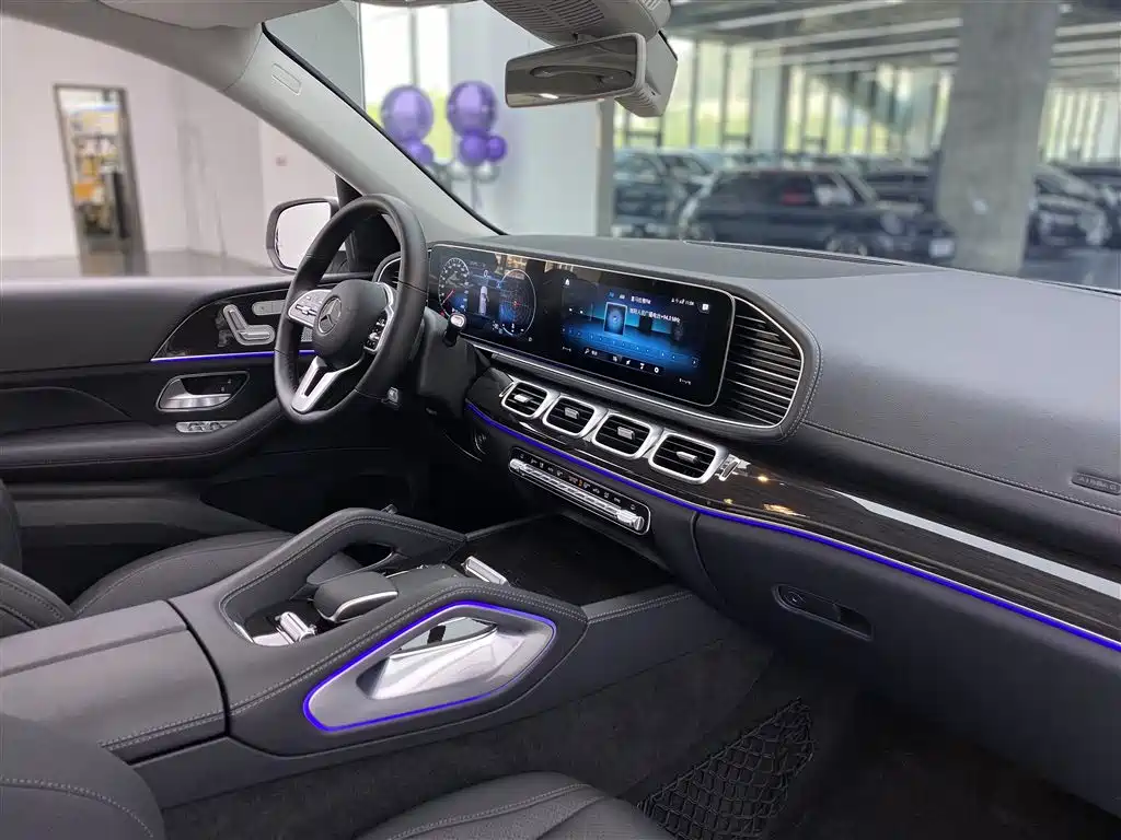 Mercedes-Benz GLE 2020 — фото 9