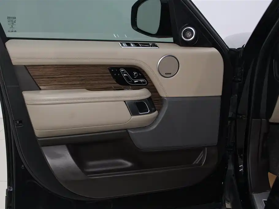 Land Rover Range Rover 2019 — фото 10