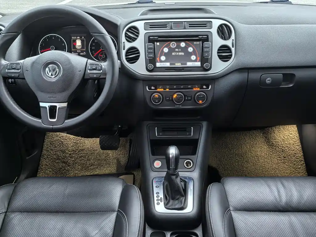 Volkswagen Tiguan 2016 — фото 11