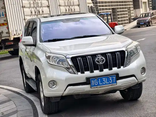 Toyota Prado 2014