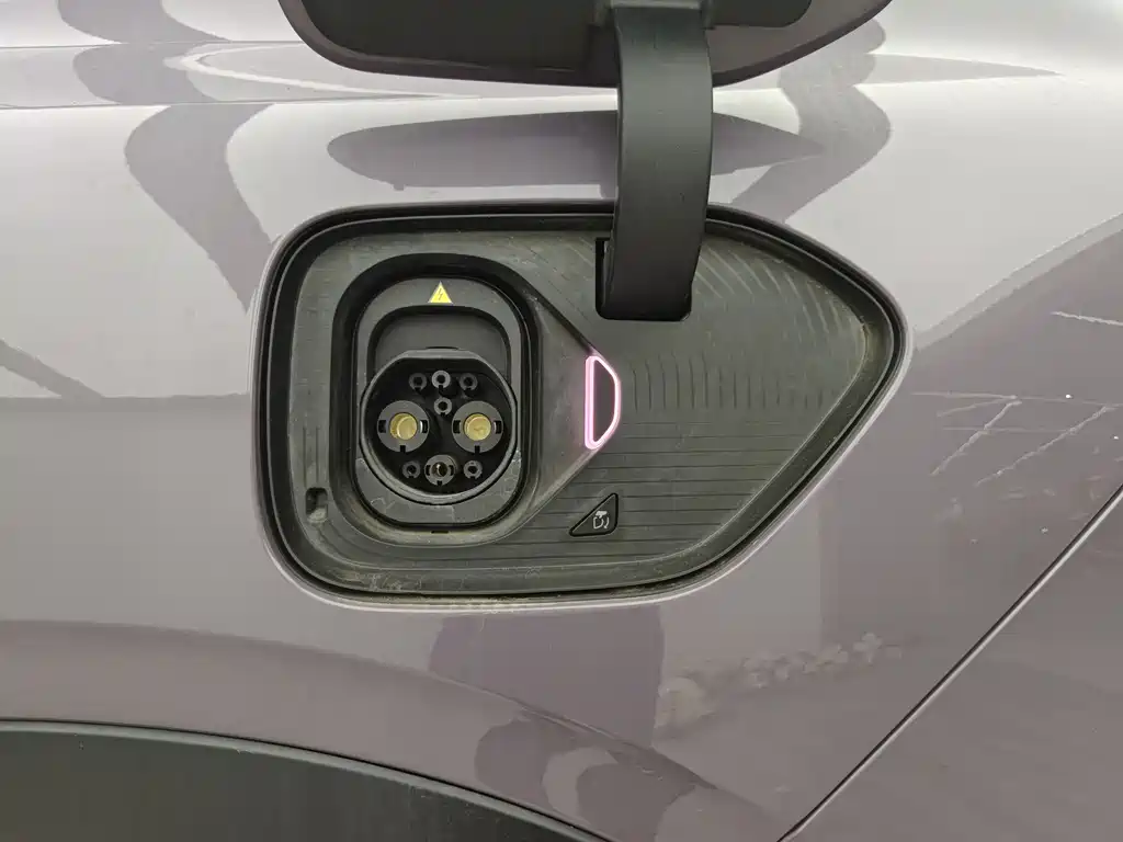 NIO EC6 2025 — фото 13