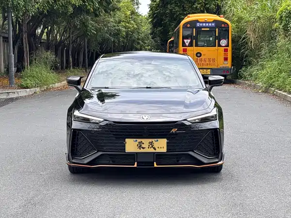 Changan UNI-V 2024