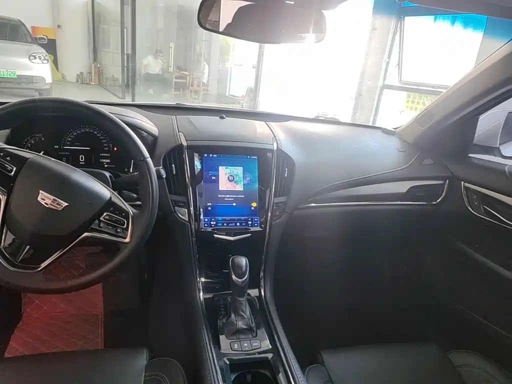 Cadillac ATS-L 2019 — фото 13