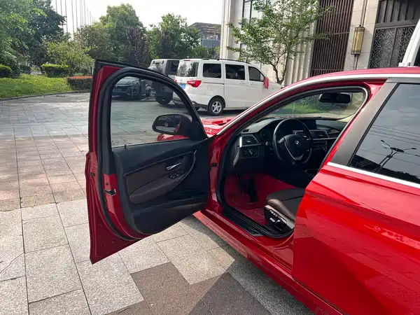 BMW 3 Series 2019