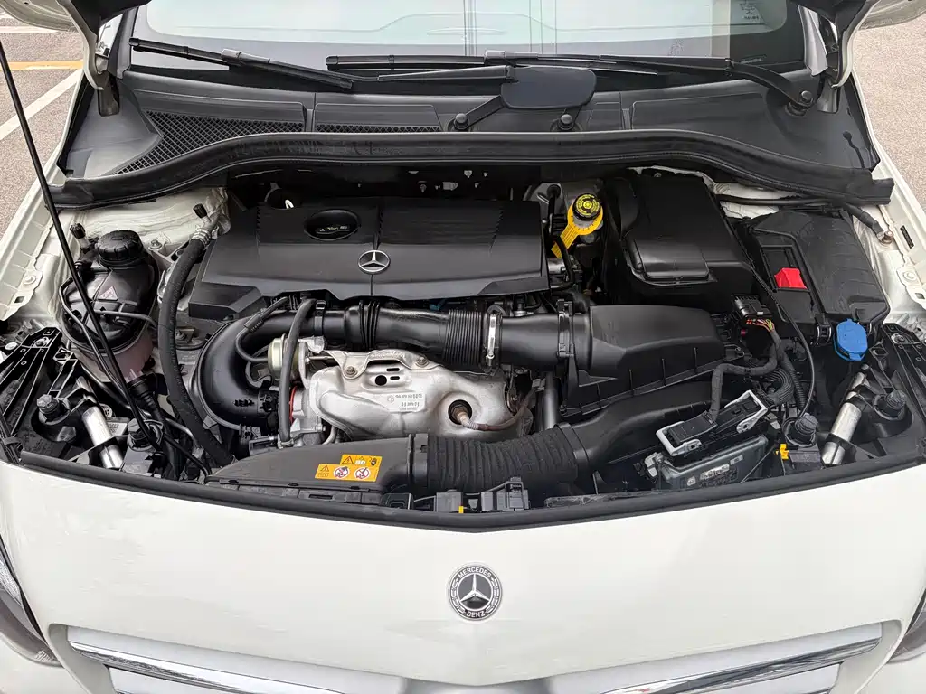 Mercedes-Benz B-Class 2017 — фото 12