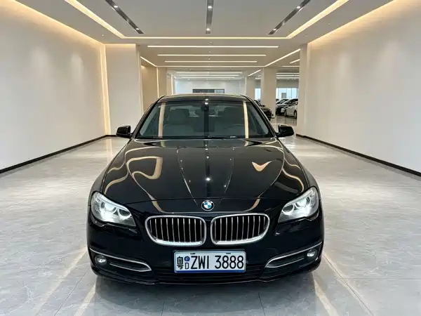 BMW 5 Series 2011