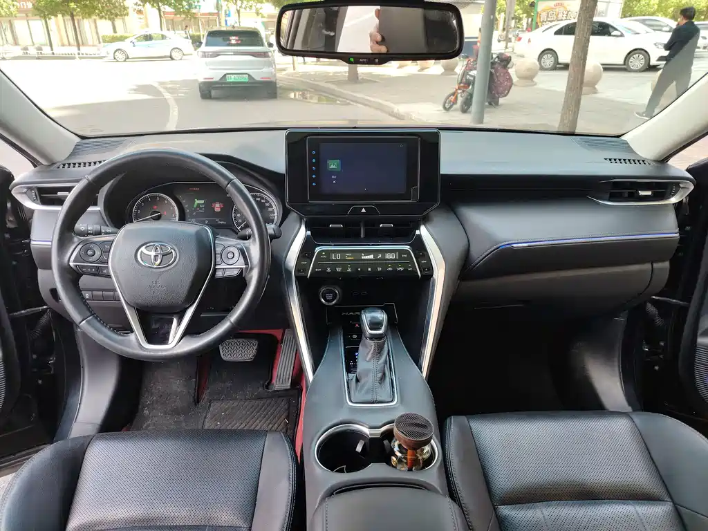 Toyota Harrier 2022 — фото 10