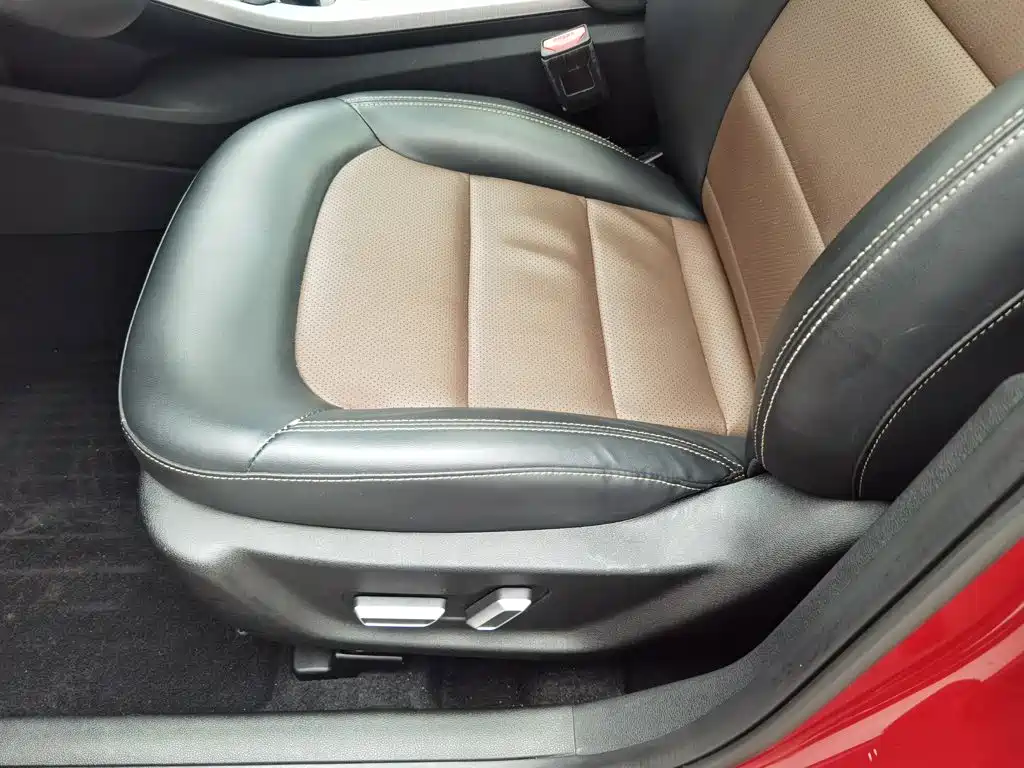 Geely Emgrand GS 2019 — фото 20