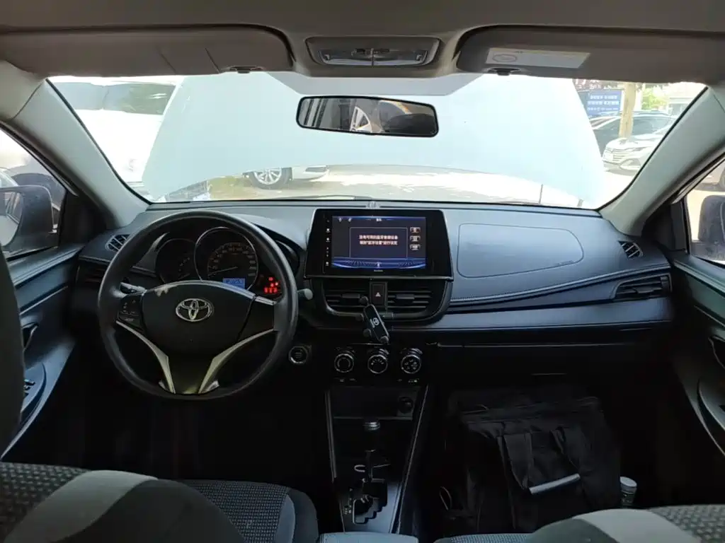 Toyota Vios 2023 — фото 10