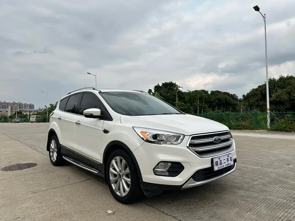 Ford Kuga 2017 — фото 3
