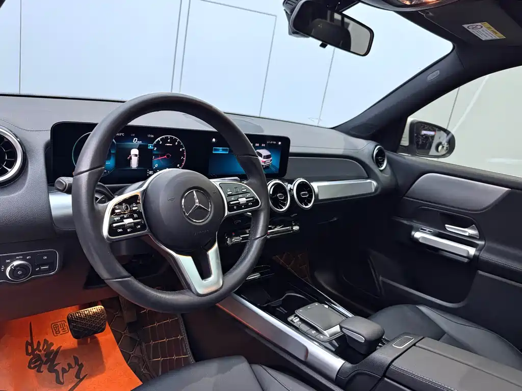 Mercedes-Benz GLB 2022 — фото 12