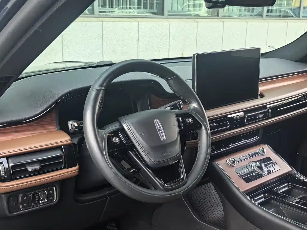 Lincoln Aviator 2021 — фото 10