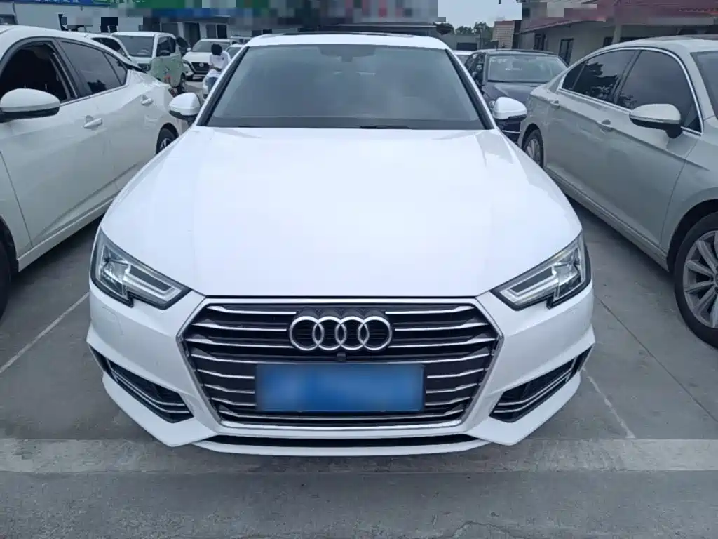 Audi A4L 2018 — фото 3