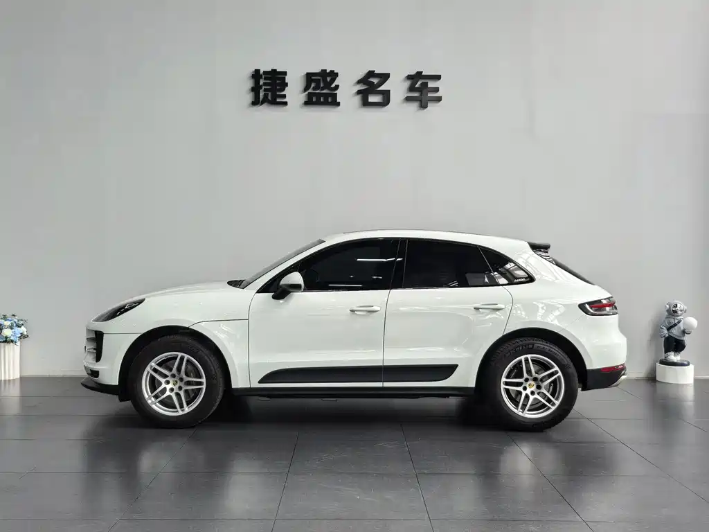 Porsche Macan 2018 — фото 3