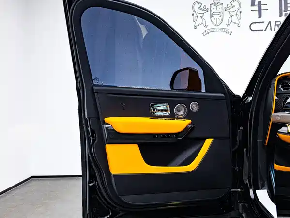 Rolls-Royce Cullinan 2024