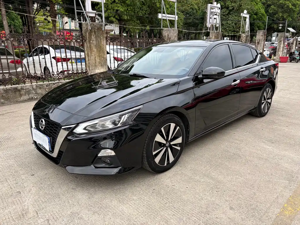 Nissan Teana 2020 — фото 1