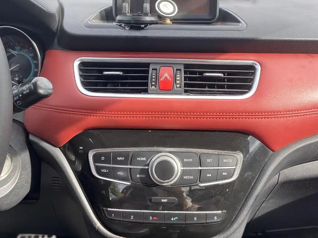 Haval H1 2015 — фото 13
