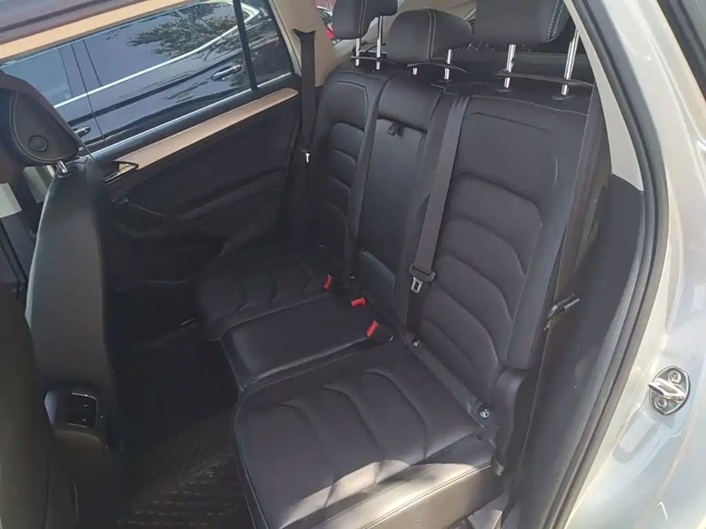 Volkswagen Tiguan L 2018 — фото 17