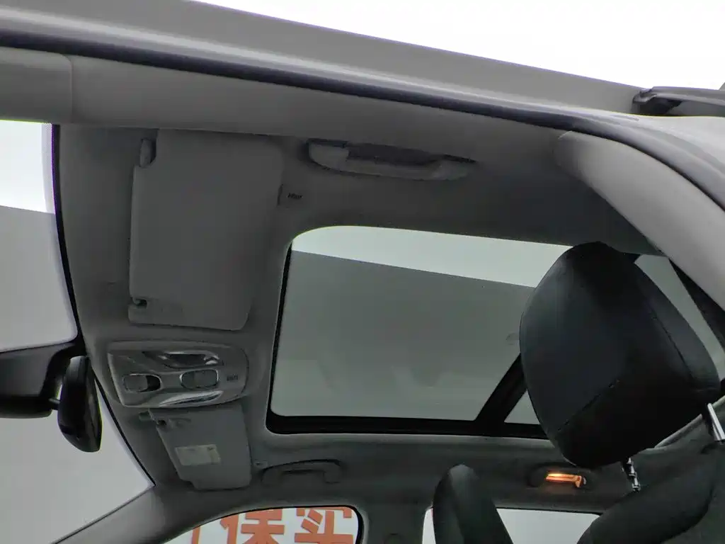 Jeep Compass 2019 — фото 14
