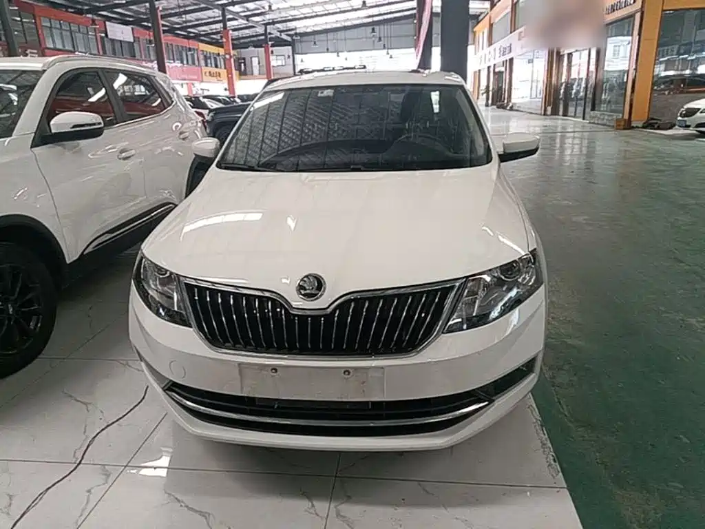Skoda Rapid 2020 — фото 3