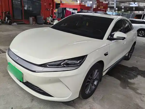 BYD Qin L 2025
