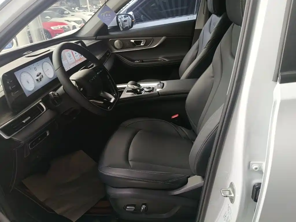 Chery Tiggo 8 PRO 2025 — фото 15