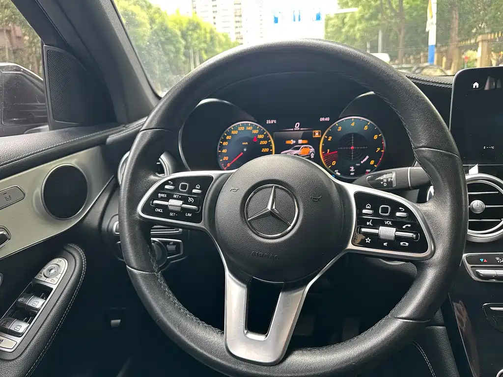 Mercedes-Benz GLC 2022 — фото 24