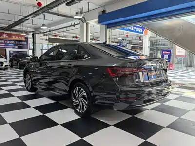 Volkswagen Sagitar 2022
