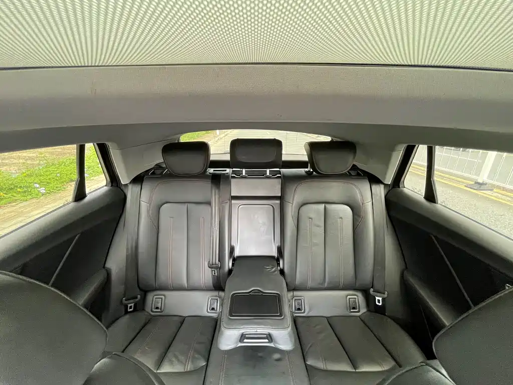 Audi Q2L 2022 — фото 24