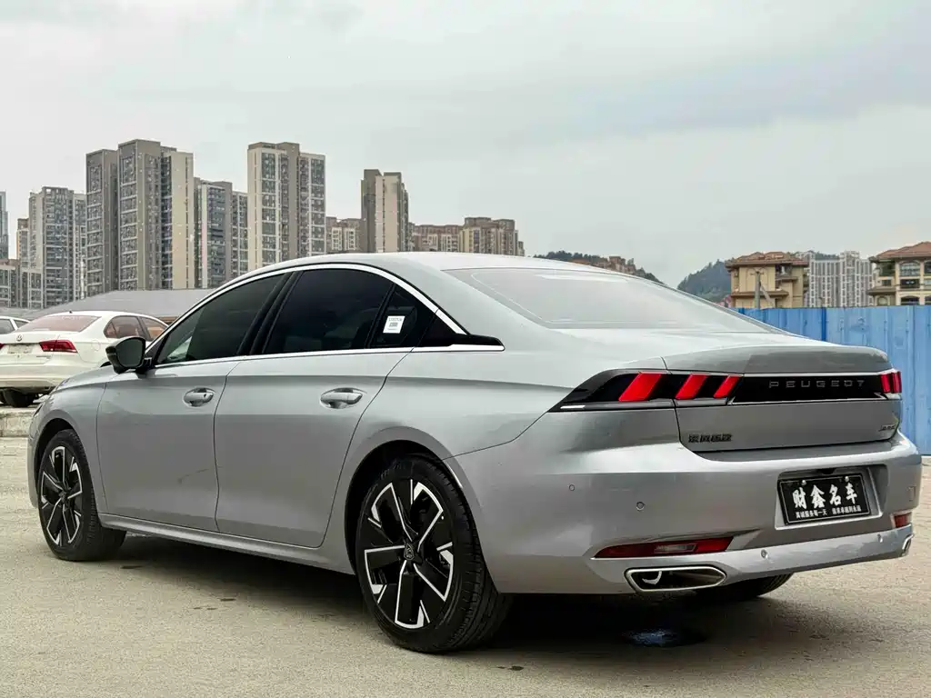 Peugeot 508 2025 — фото 12
