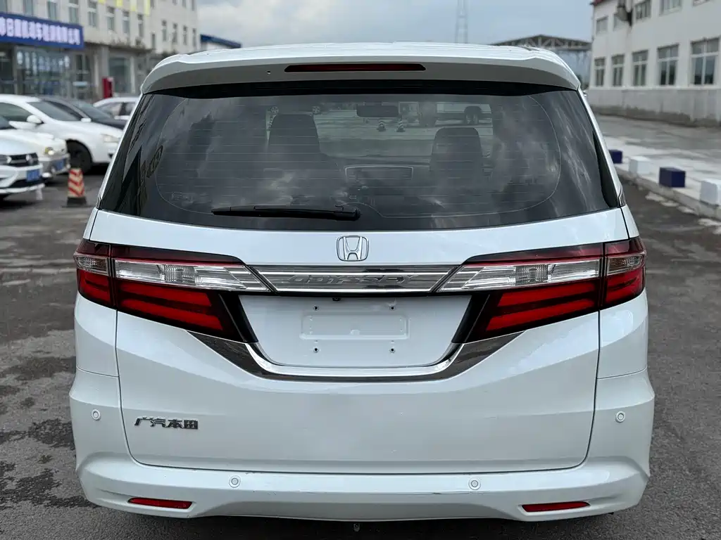 Honda Odyssey 2017 — фото 4