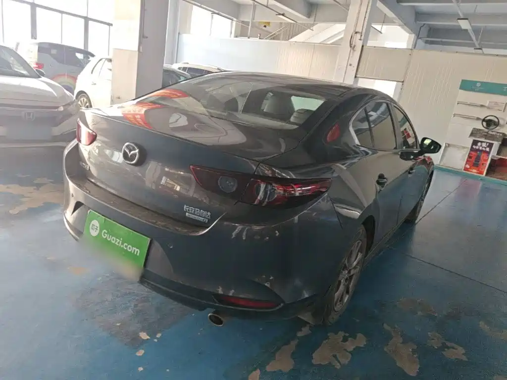Mazda 3 Axela 2020