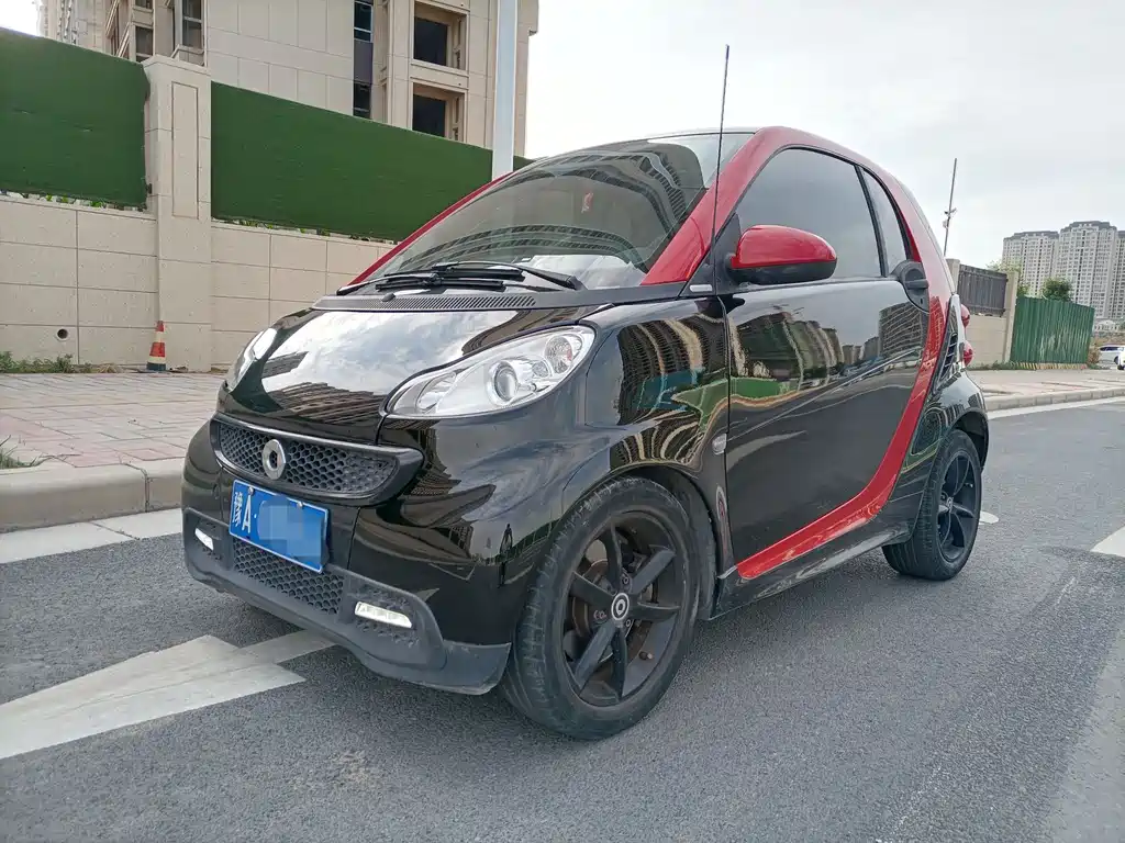 smart fortwo 2013 — фото 1